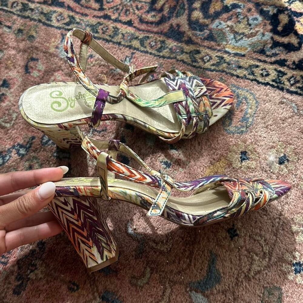 Seychelles Women's 7 Heels Multicolor Mum T-Strap Sandal Summer Heel